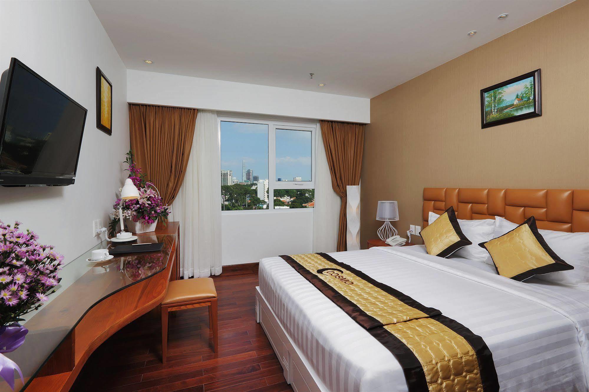Cosmopolitan TP. Hồ Chí Minh